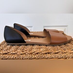 Steve Madden Women’s Sidestep Leather Sandal 9.5M‎